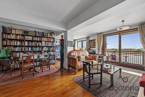 3 bedroom apartment for sale, 130 Wapping High Street, London, E1W