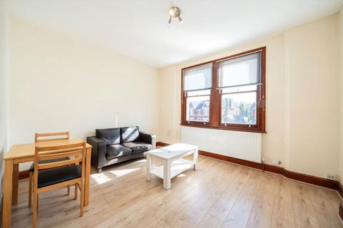 25 Mount Park Crescent, London, W5 2RN