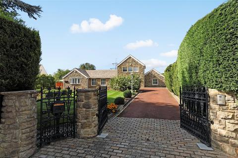 4 bedroom detached house for sale, Old Bradford Road,, Carr Gate, Wakefield, WF2