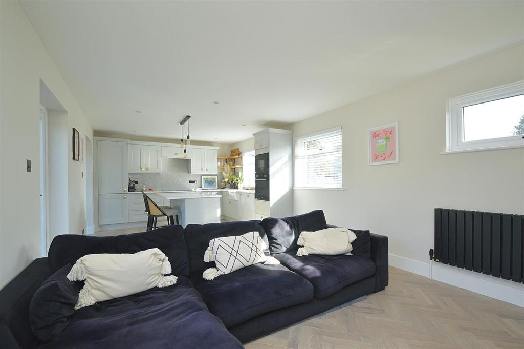 Resized Lounge1.jpg