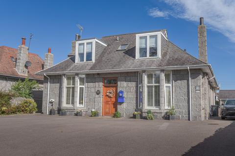 undefined, Anderson Drive, Aberdeen