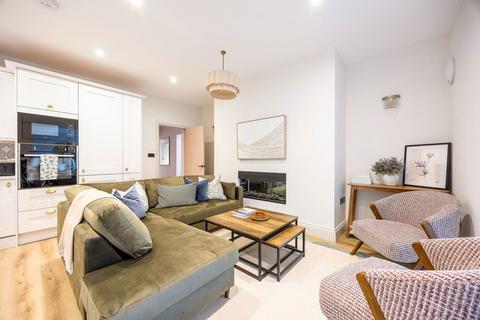 3 bedroom apartment for sale, St. Georges Road, Cheltenham GL50