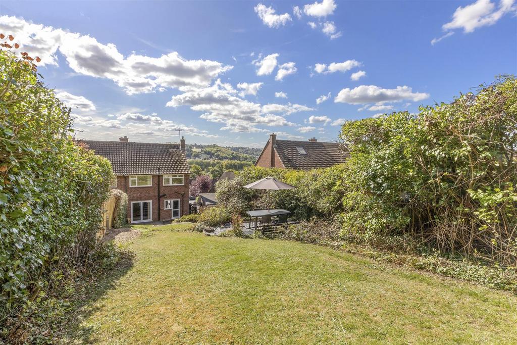 10 Merrydown, HP13 5 NQ-13.jpg