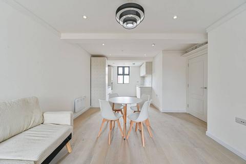 2 bedroom flat to rent, Lewisham High Street, Lewisham, London, SE13