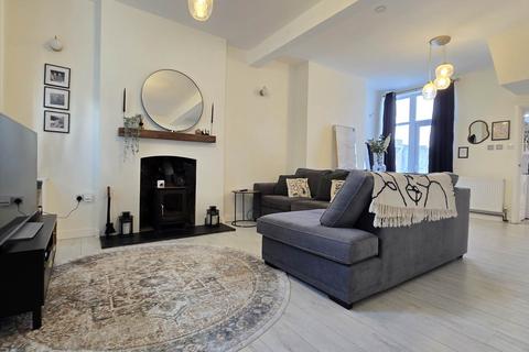 2 bedroom end of terrace house for sale, Marland Terrace, Bideford