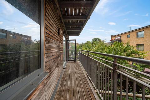 1 bedroom flat for sale, Bemerton Street, Kings Cross, N1