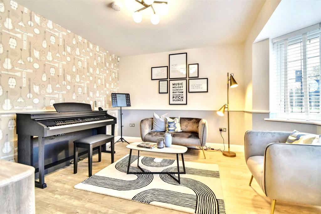 Show Home Image