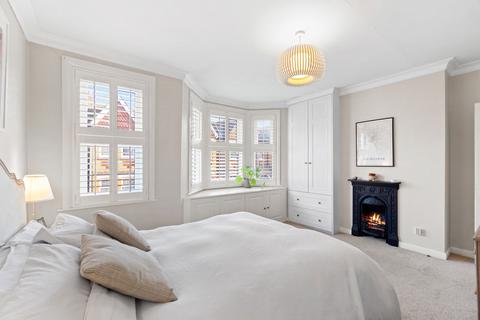 2 Hatfield Road, Ealing, London, W13 9DG