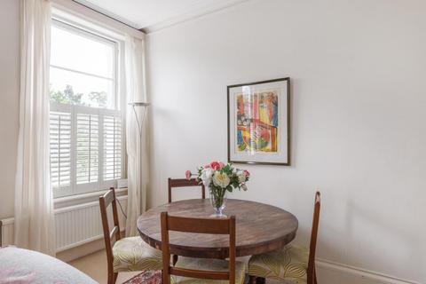 2 bedroom flat for sale, Grafton Square, London