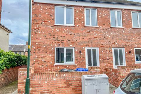 undefined, Roseveare Avenue, Grimsby, North E Lincolnshire, DN34