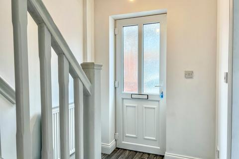 undefined, Roseveare Avenue, Grimsby, North E Lincolnshire, DN34