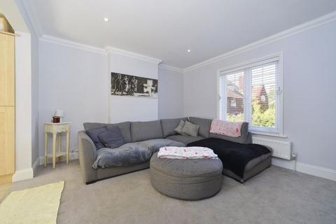 1 bedroom apartment for sale, The Common, Cranleigh
