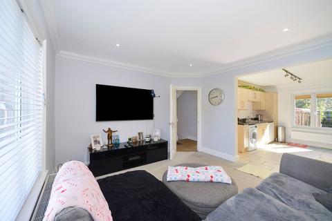 undefined, The Common, Cranleigh, GU6