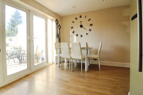 undefined, Willoughby Road, Langley