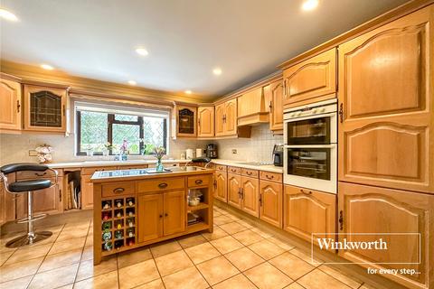 4 bedroom detached house for sale, Golf Links Road, Dorset BH22