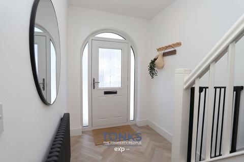 3 bedroom semi-detached house for sale, New Village, Dudley DY2