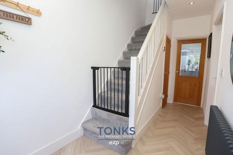 3 bedroom semi-detached house for sale, New Village, Dudley DY2