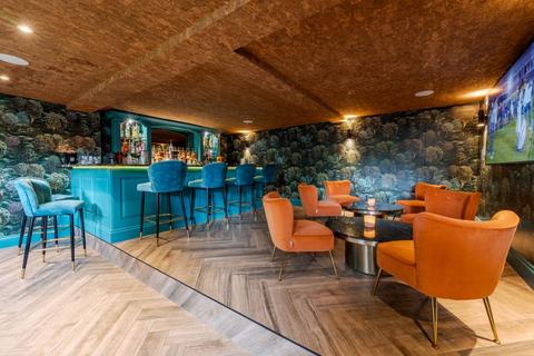 5 bedroom villa to rent, Golf Open 2026 - Brocklebank Road, Hesketh Park – Sleeps 10 with Bar, Cinema, Gym & Hot Tub