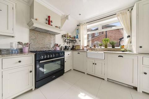 3 bedroom semi-detached house for sale, Langbourne Way, Esher