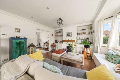 3 bedroom semi-detached house for sale, Langbourne Way, Esher