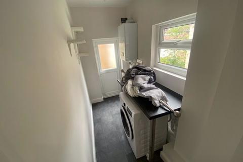 2 bedroom terraced house to rent, Goulder Road, Manchester