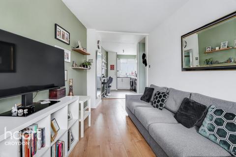 1 bedroom flat for sale, Limpsfield Road, Warlingham