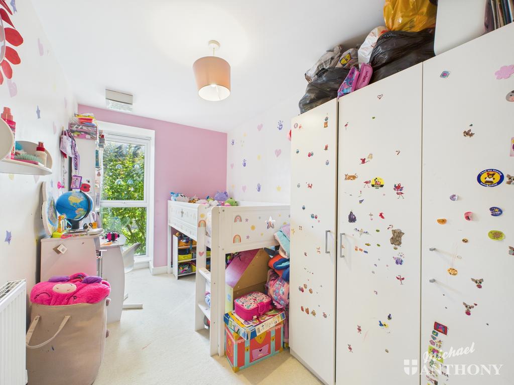Cam02773 g0 pr0360 still008