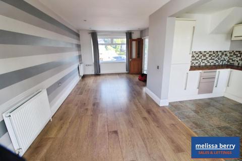 18 Chapel Road, Prestwich, Manchester, M25 9SR