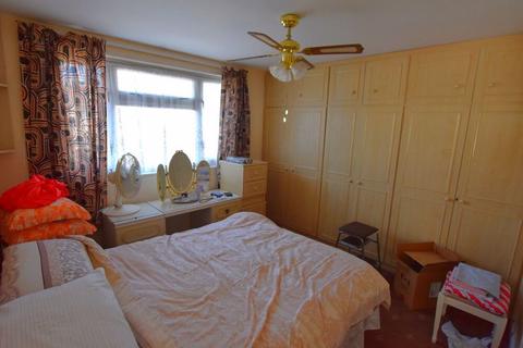 29 Boniface Gardens, Harrow, HA3 6PH