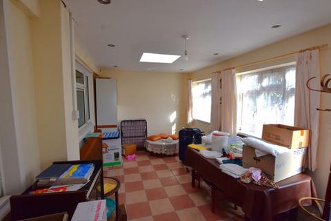 29 Boniface Gardens, Harrow, HA3 6PH
