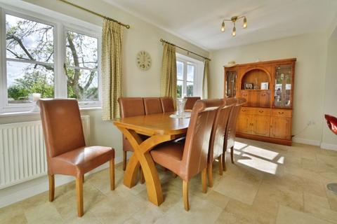 2 bedroom detached house for sale, Malmesbury Road, Leigh, Wiltshire