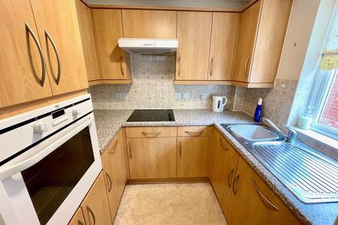 1 bedroom apartment for sale, Abbey Road, Llangollen