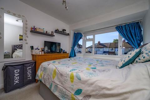 3 Broad Acres, Hatfield, AL10 9LE
