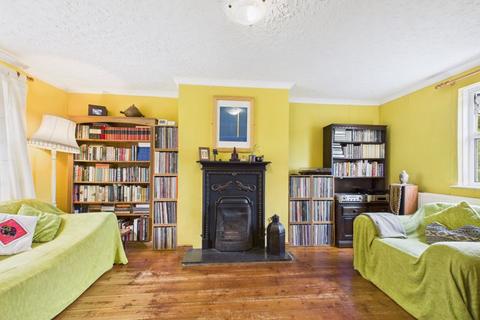 undefined, Western Place, Penryn - Family home