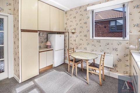 undefined, Ladyhouse Close, Milnrow, OL16 4EB