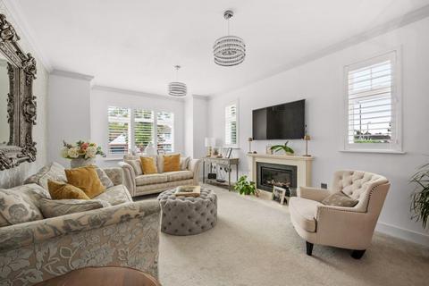 17 Sibley Close, Bromley, BR1 2BG