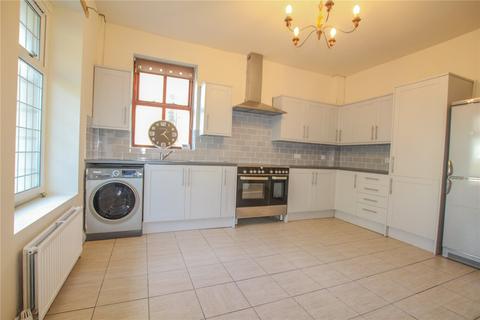 3 bedroom house to rent, Longwood Gate, Huddersfield, West Yorkshire, HD3