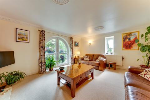 2 bedroom apartment for sale, Flat 10, Fairways Court, Oldnall Road, Kidderminster, Worcestershire