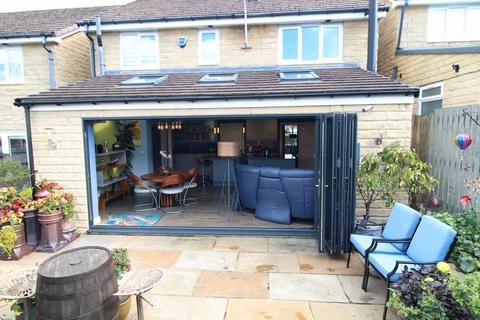 undefined, Low Fell Close, Keighley, BD22