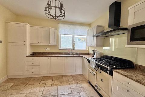 3 bedroom detached house for sale, Church Vale, West Bromwich, West Midlands, B71 4DJ