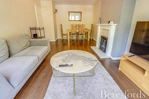 2 bedroom maisonette for sale, Shevon Way, Brentwood, CM14