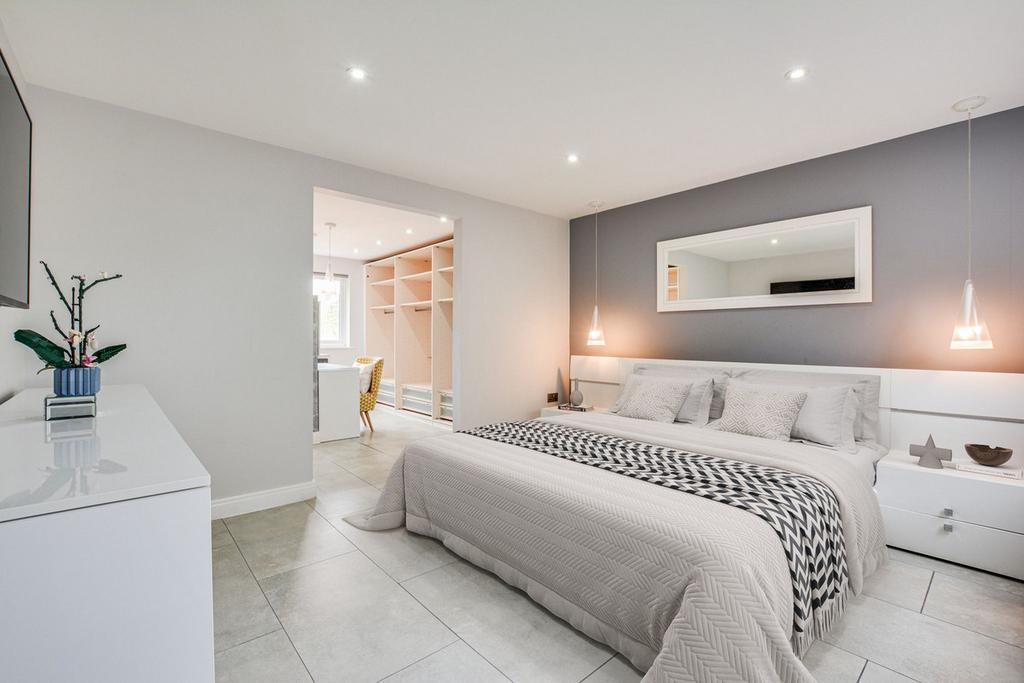 Main Bedroom
