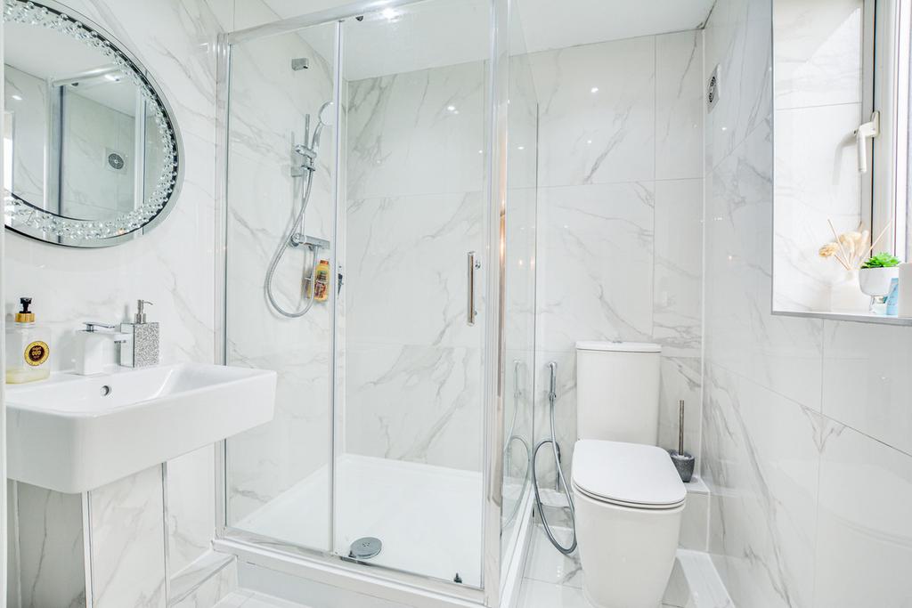 Ensuite