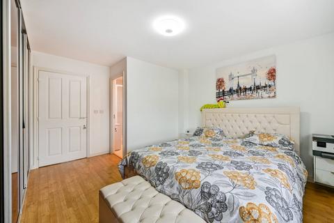 undefined, Eagle Road, Slough, SL1