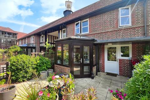 2 bedroom retirement property for sale, Mytchett Heath, Mytchett, Camberley