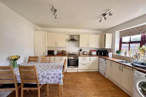 4 bedroom semi-detached house to rent, East Lodge, Bridgend, Gloucester, Worcestershire, GL19