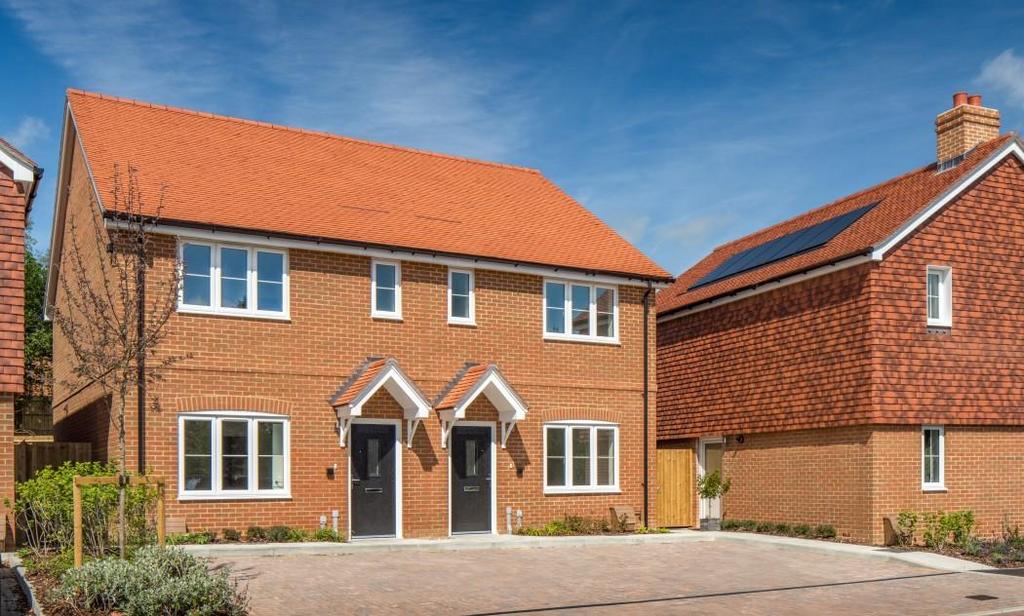 3 bedroom semi-detached house for sale