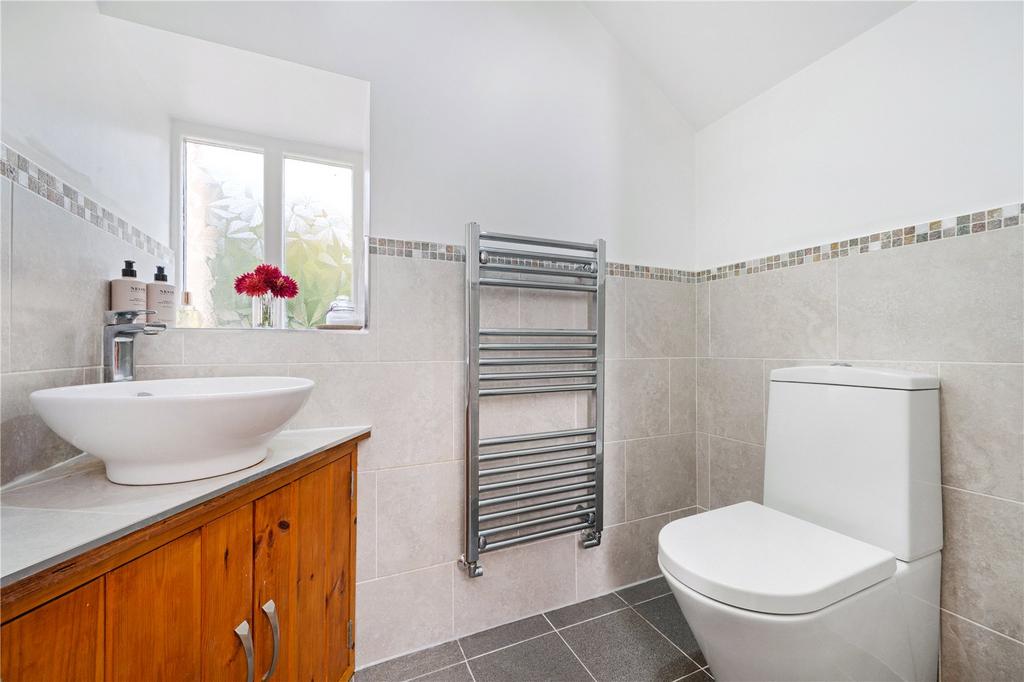2pc En-Suite