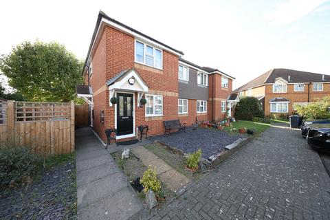undefined, Dudley Close, Chafford Hundred (with enclosed garden)