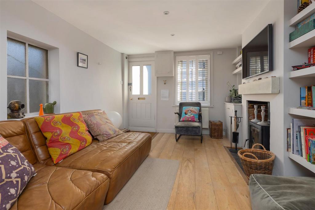 Island Wall, Whitstable